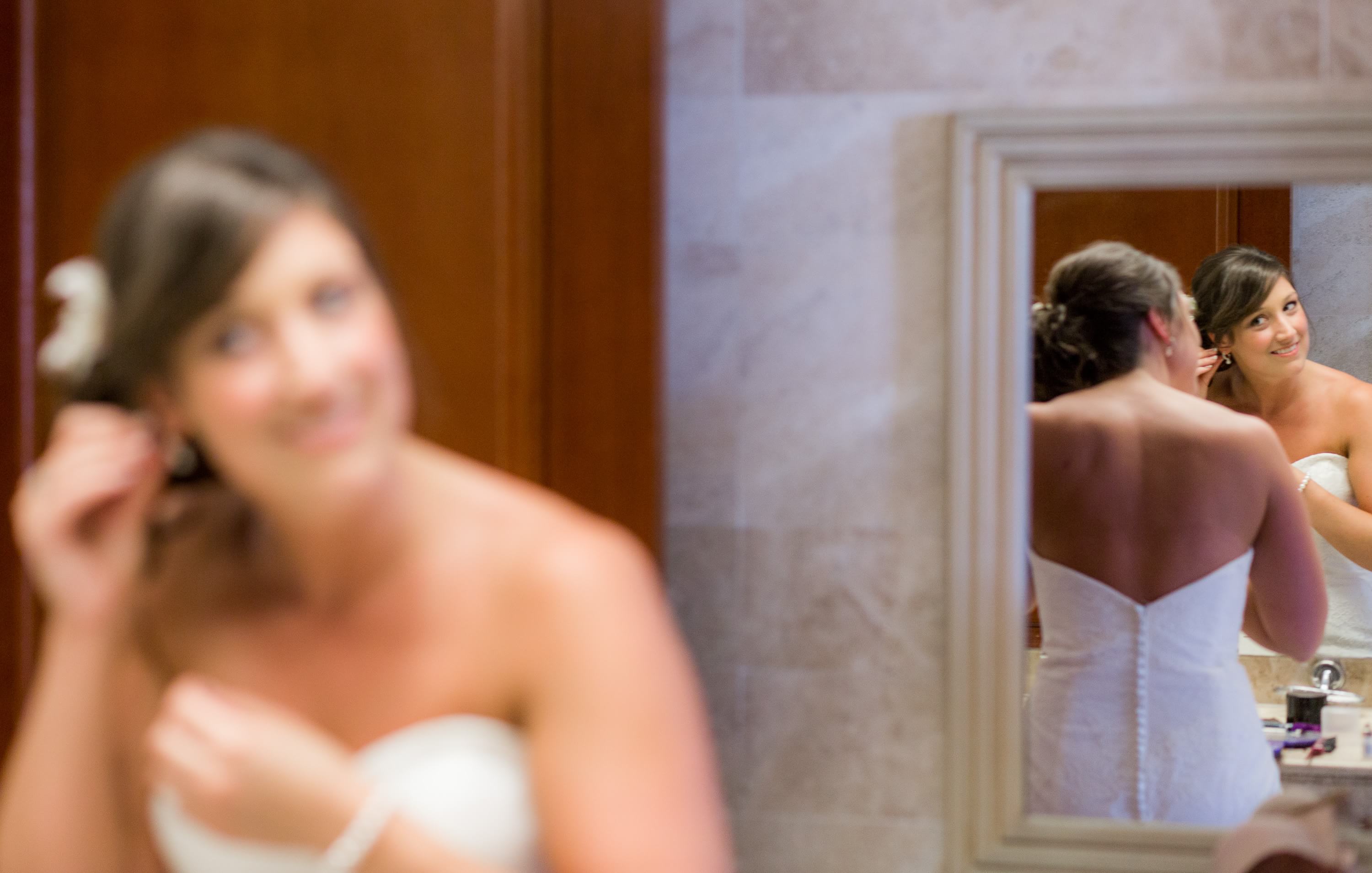 bride getting ready at Grand Palladium Riviera Maya Wedding