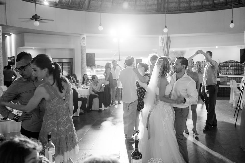 Last dance at Riviera Maya wedding