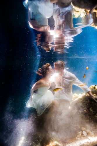 Underwater wedding Trash the dress Mexico