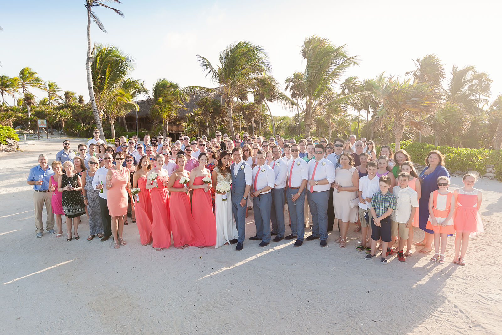 Group photo Grand Sirenis Riviera Maya Wedding