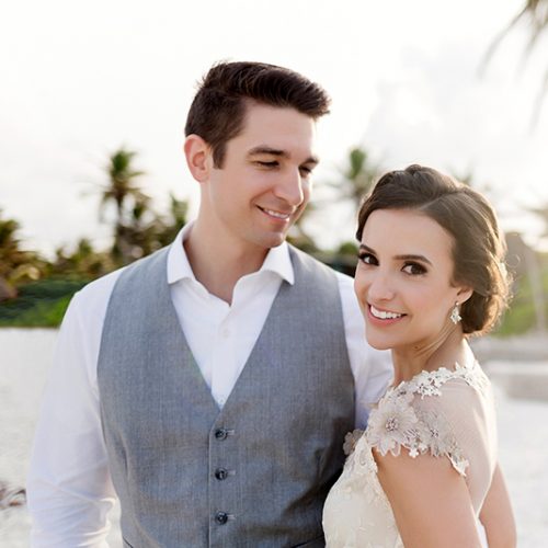 Portrait of bride and groom at Tulum wedding | Dean Sanderson Weddings
