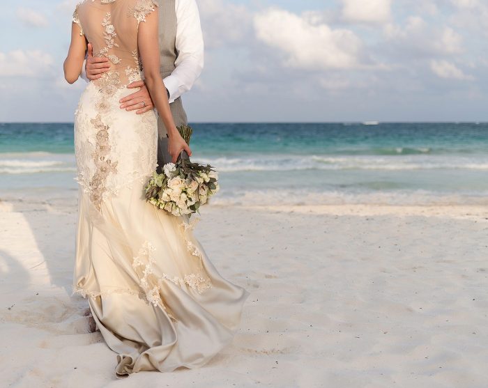 Close up of flowers on beach in Tulum wedding