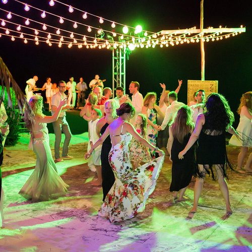 Dancing and fun at Riviera Maya wedding