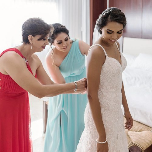 Bride getting ready before wedding in Riviera Maya